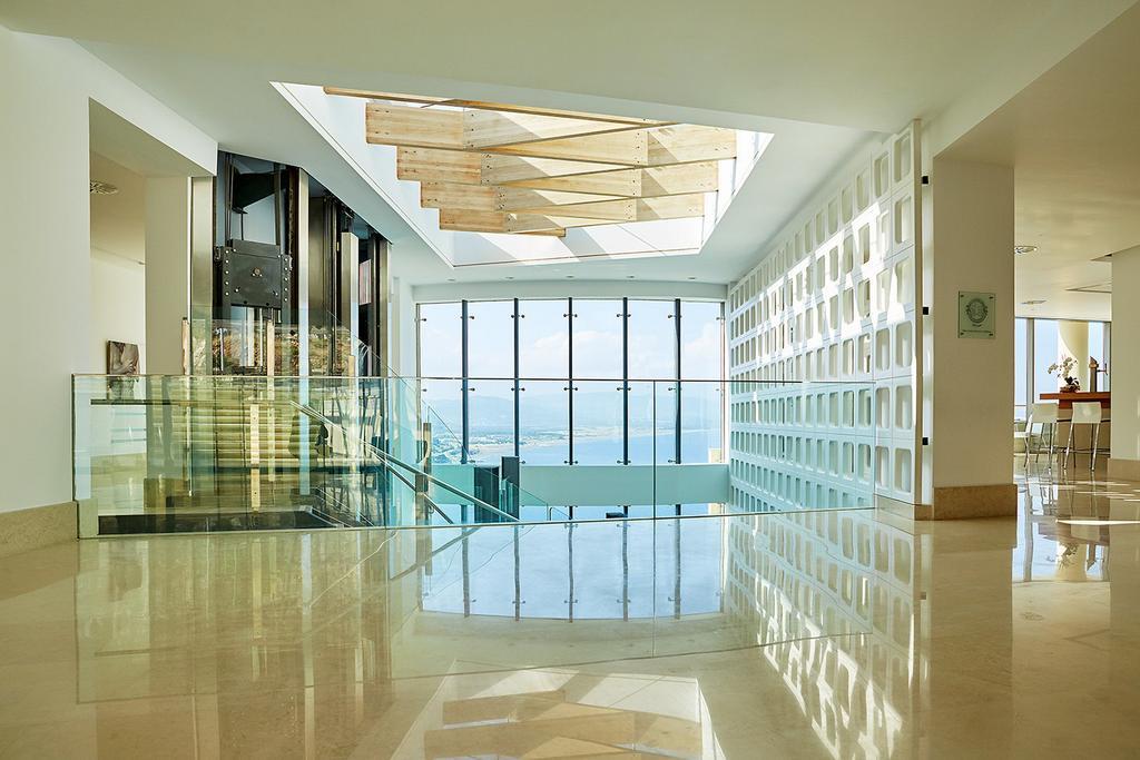 Blu Luxury Hotel-adults Only 酒店